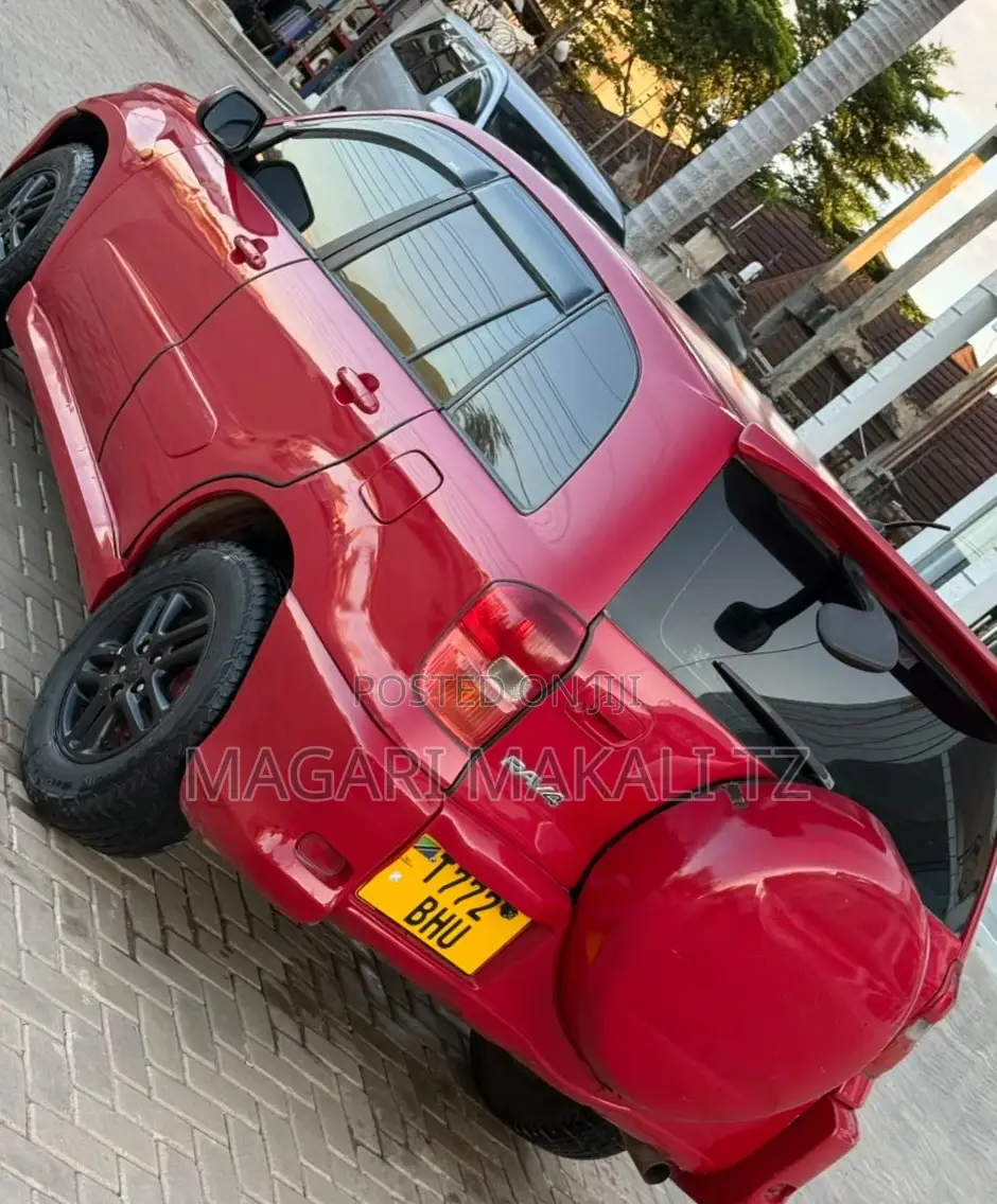 Toyota RAV4 180 2006 Red