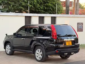 Nissan X-Trail 2010 Black