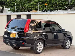 Nissan X-Trail 2010 Black