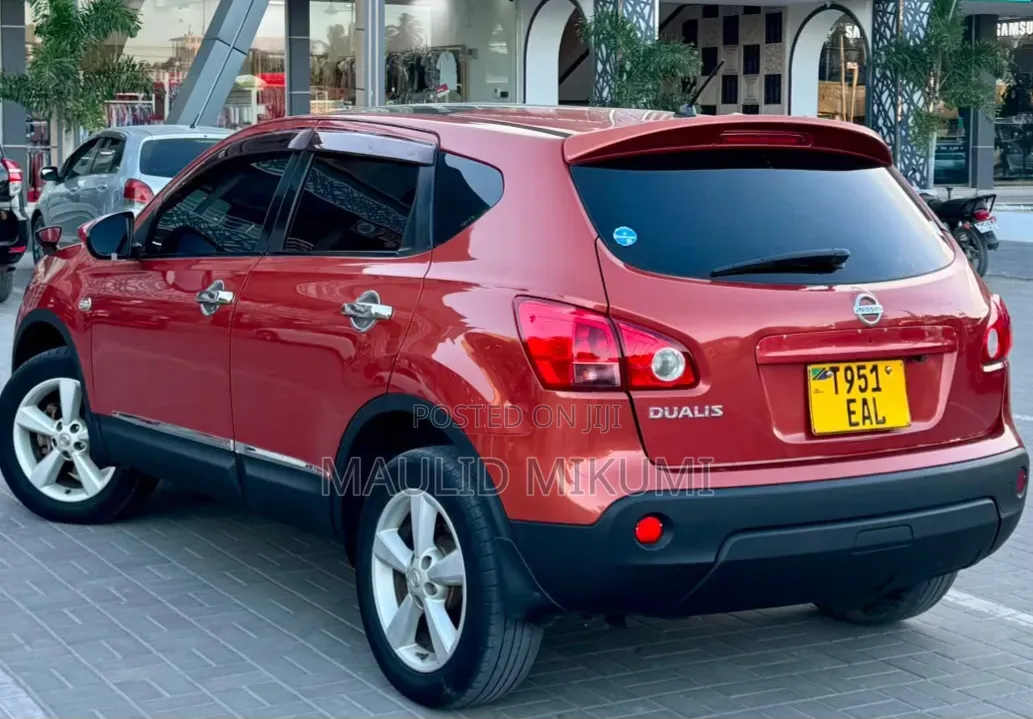 Nissan Dualis 2009 Red