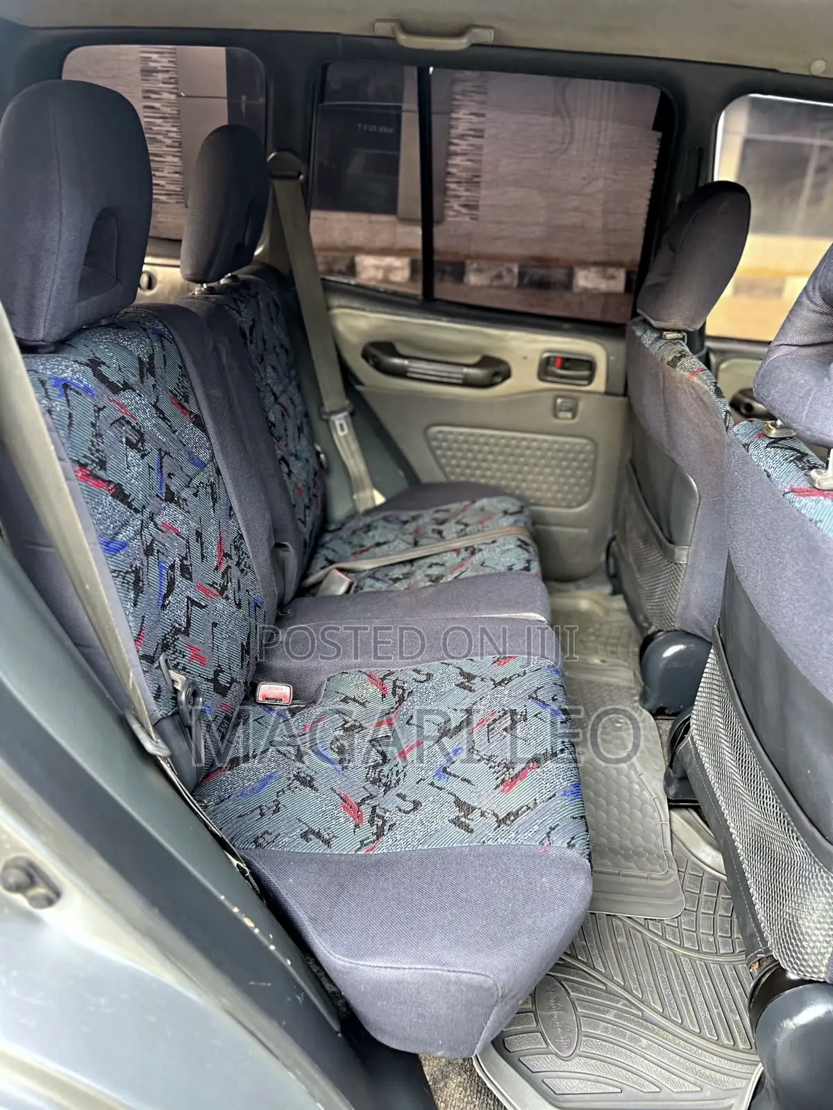 Toyota RAV4 Base 4x4 1999 Silver