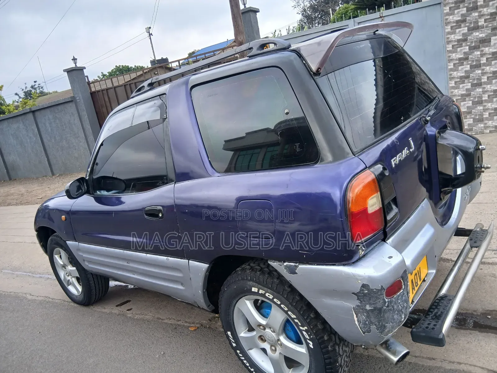 Toyota RAV4 1999 Blue