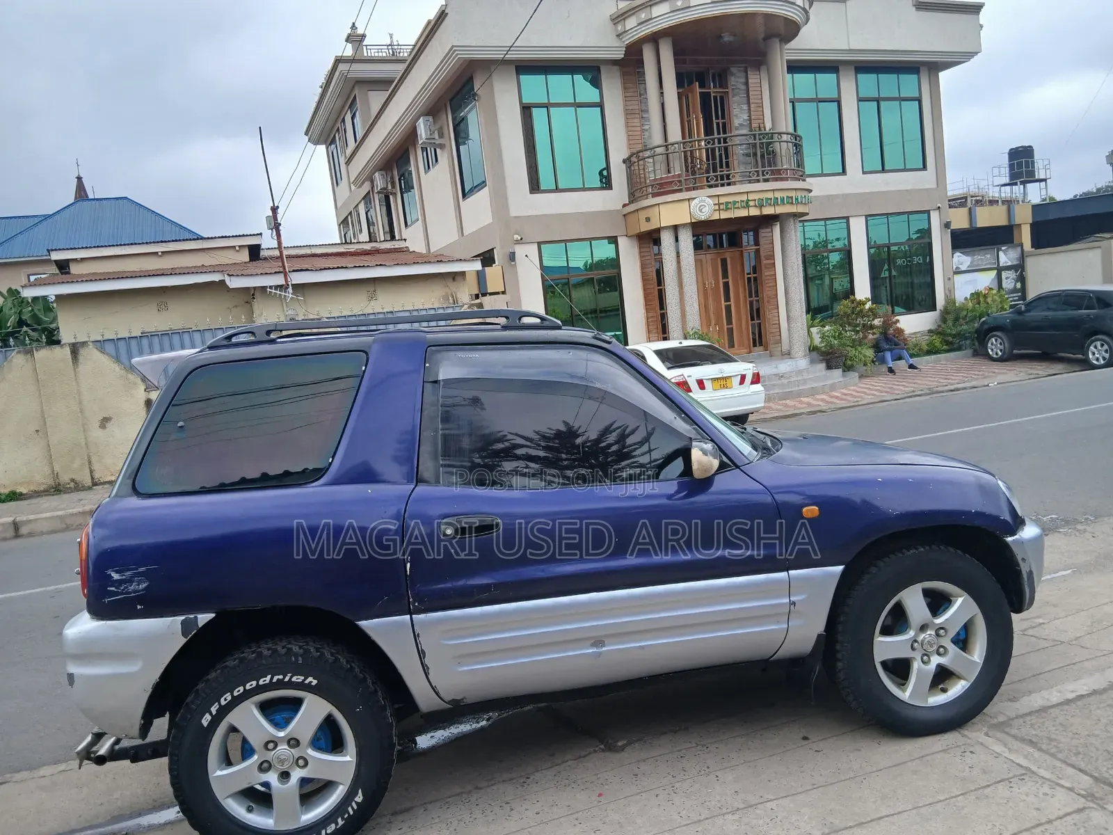 Toyota RAV4 1999 Blue