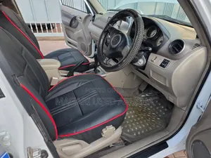 Toyota RAV4 Automatic 2003 White