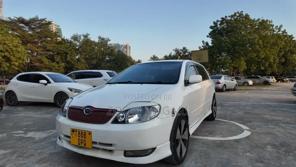 Toyota Corolla RunX 2003 White