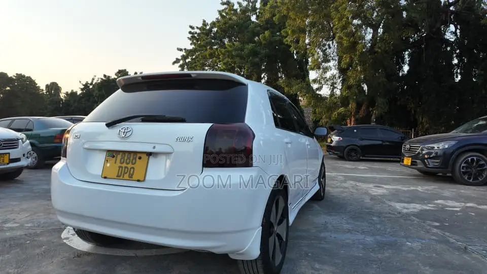 Toyota Corolla RunX 2003 White