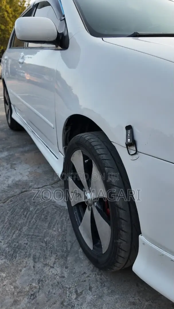Toyota Corolla RunX 2003 White