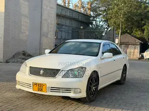 Toyota Crown Royale 2005 Pearl