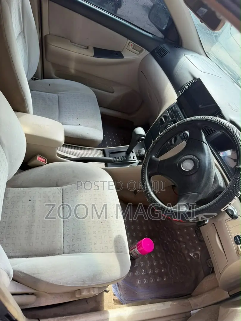 Toyota Corolla RunX 2001 Silver