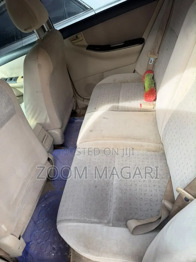 Toyota Corolla RunX 2001 Silver
