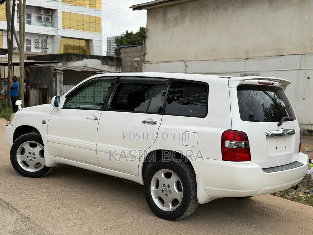 Toyota Kluger 2006 White