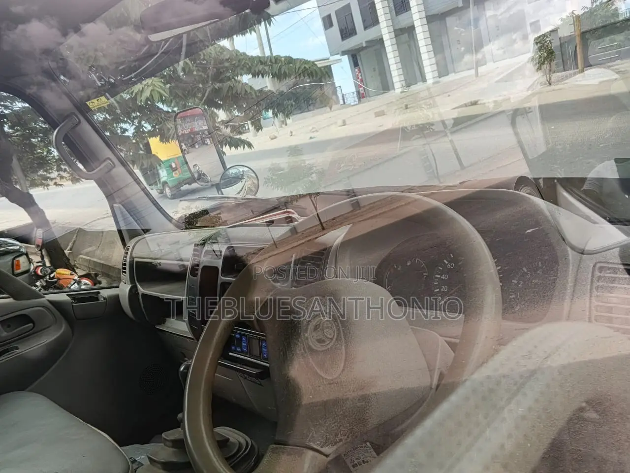 Toyota Dyna 2007 White