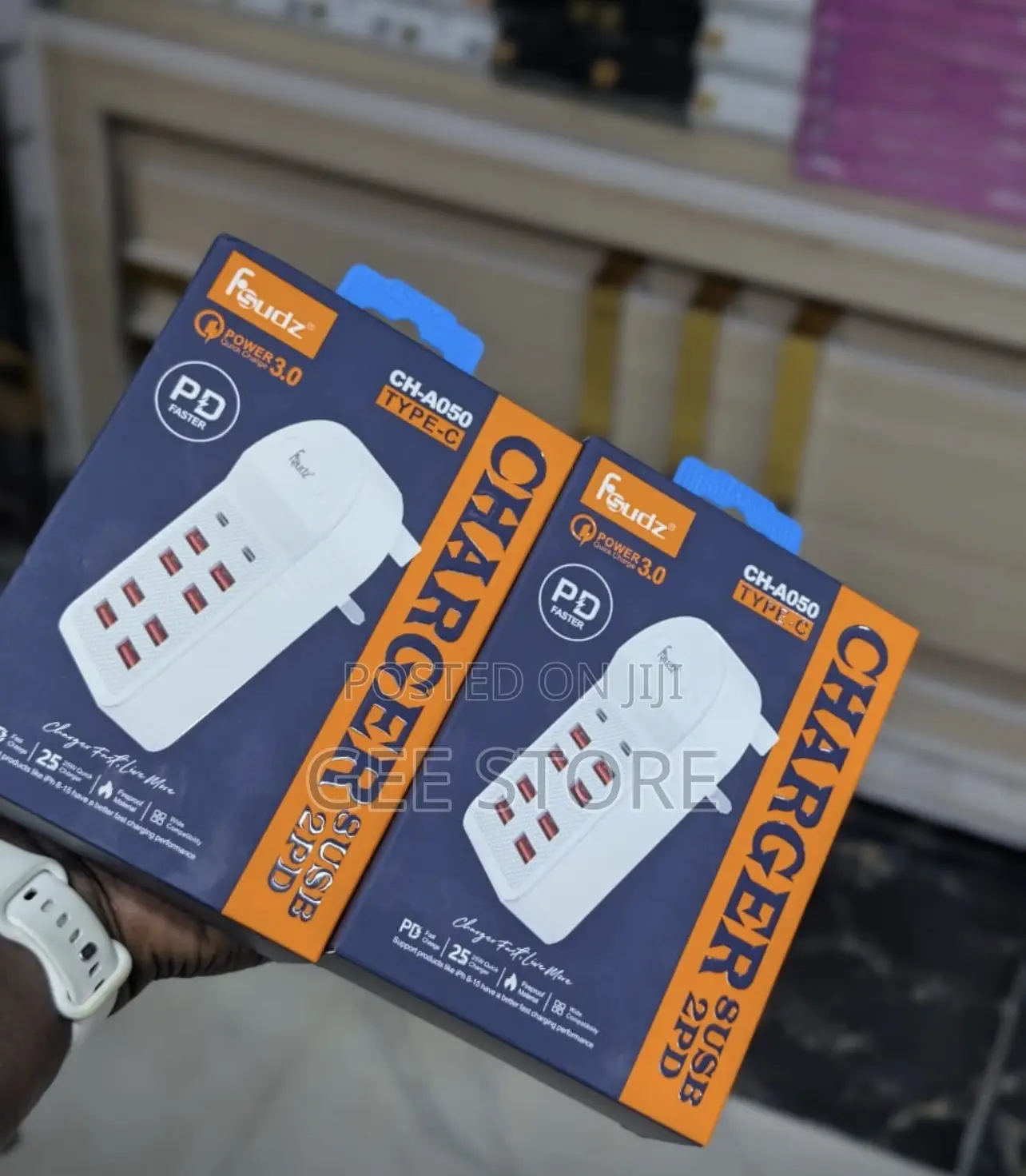 Foudz Brand Multi Port Fast Charger Model CH-A050