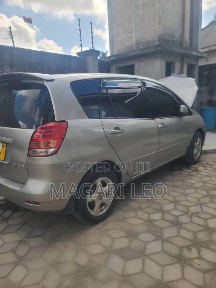 Toyota Corolla Spacio 1.5 X 2006 Beige