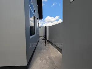 5bdrm House in Mazizini Street, Ukonga for sale