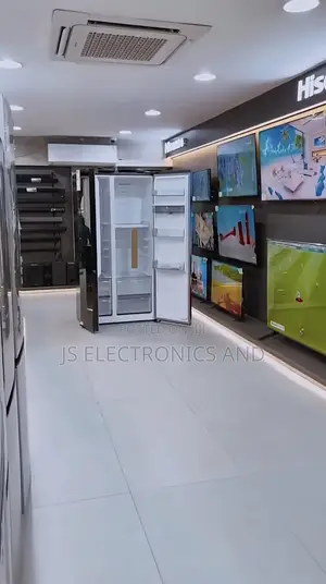 Hisense Refrigerator Side by Side 529 Liter With Water Dispenser