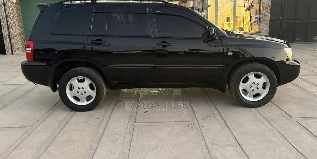 Toyota Kluger 2005 Black