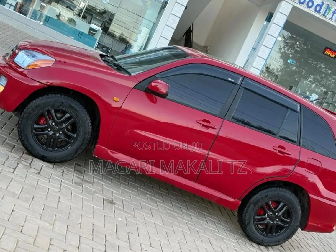 Toyota RAV4 180 2006 Red