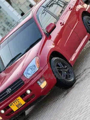 Toyota RAV4 180 2006 Red