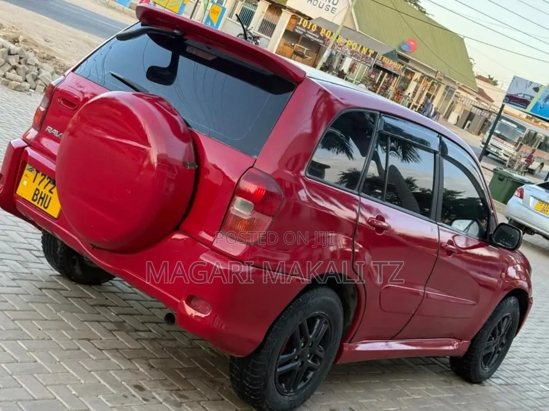 Toyota RAV4 180 2006 Red