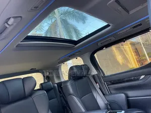 Toyota Alphard 2019 White