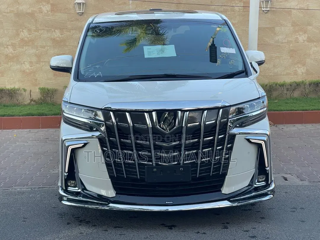 Toyota Alphard 2019 White