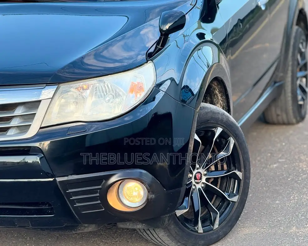 Subaru Forester 2012 Black