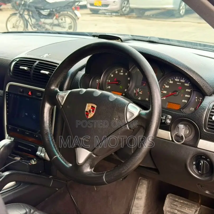 Porsche Cayenne 2007 Black
