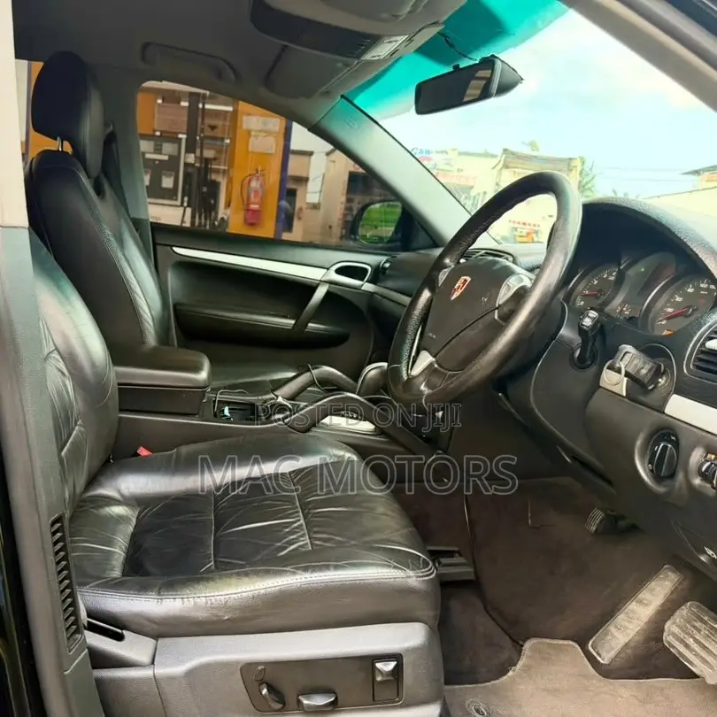 Porsche Cayenne 2007 Black