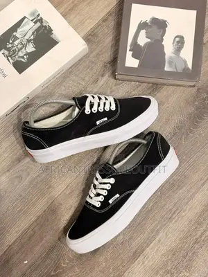 Vans Classic Authentic Sneakers