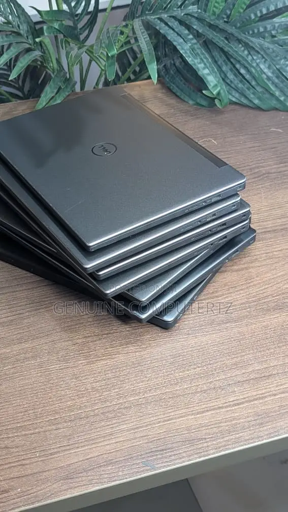 Laptop Dell Latitude 13 7370 8GB Intel Core M SSD 256GB
