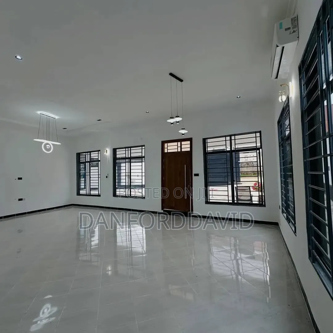 4bdrm House in Kahwa Real Estste, Goba for sale