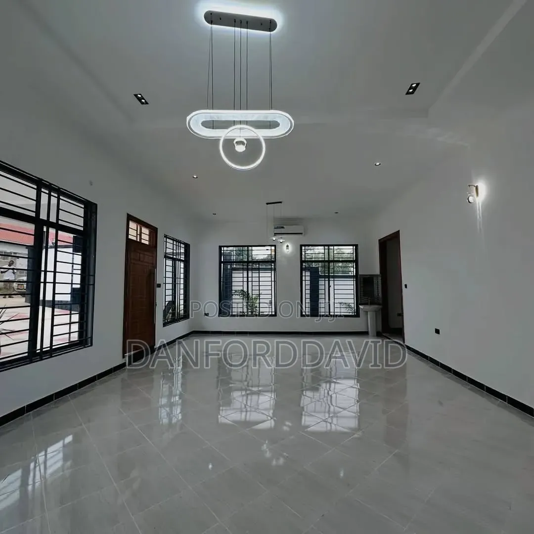 4bdrm House in Kahwa Real Estste, Goba for sale