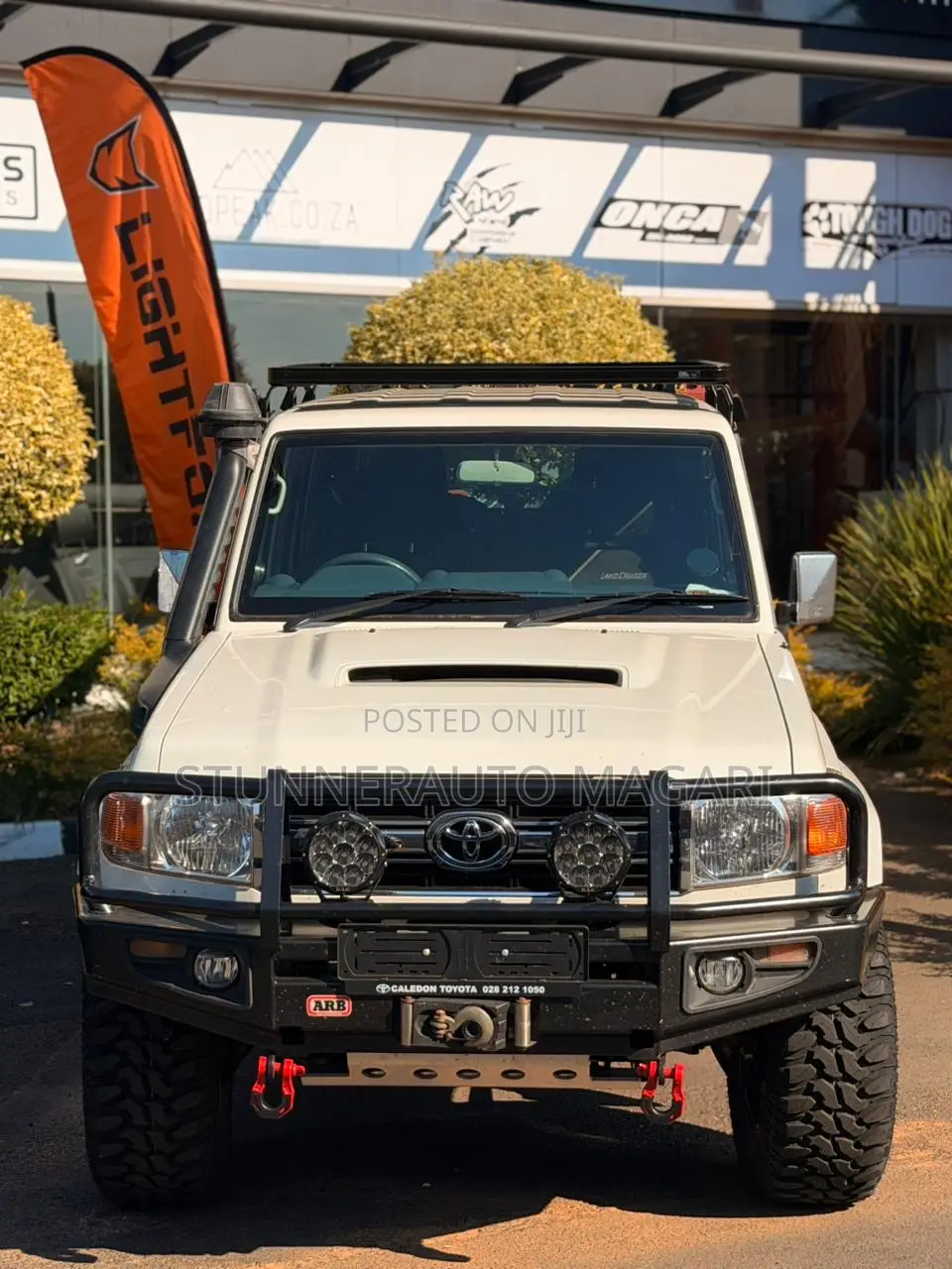 Toyota Land Cruiser 2018 White