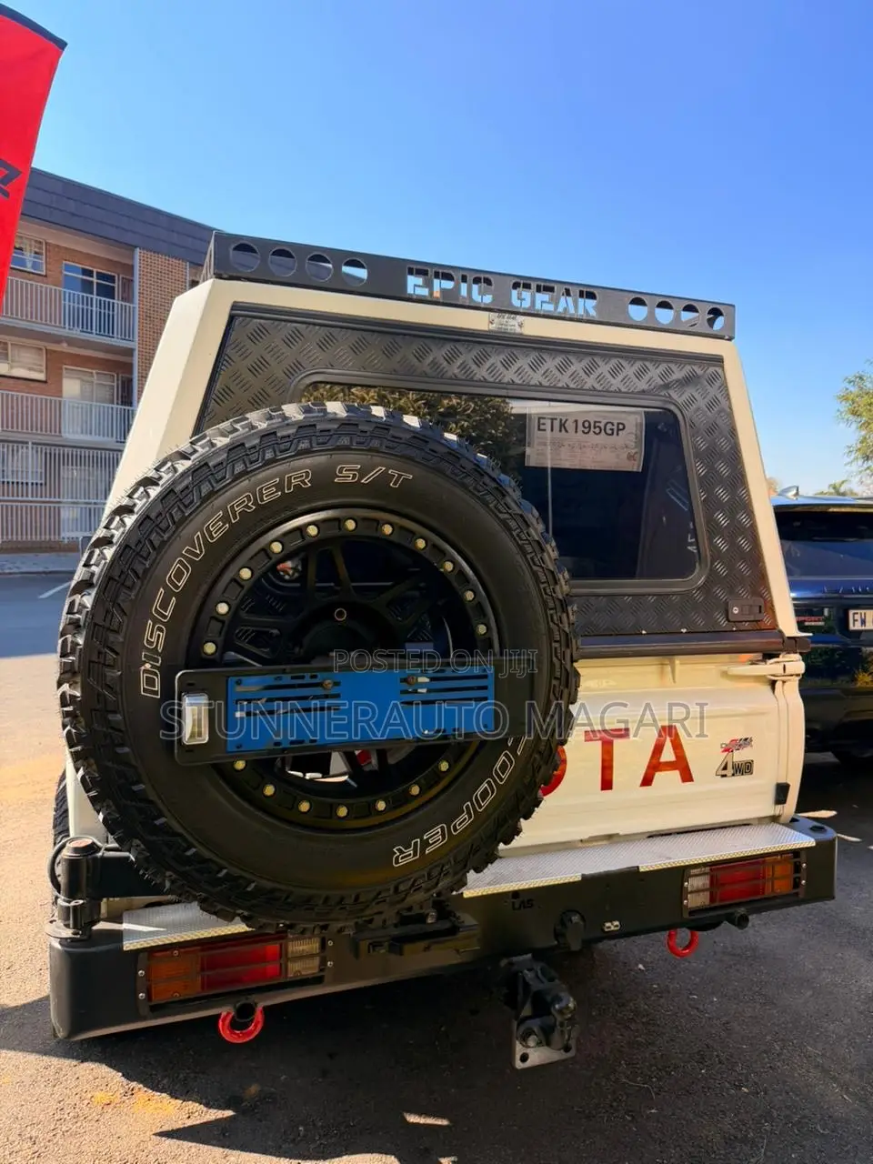 Toyota Land Cruiser 2018 White