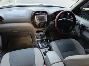 Toyota RAV4 1.8 2005 Beige