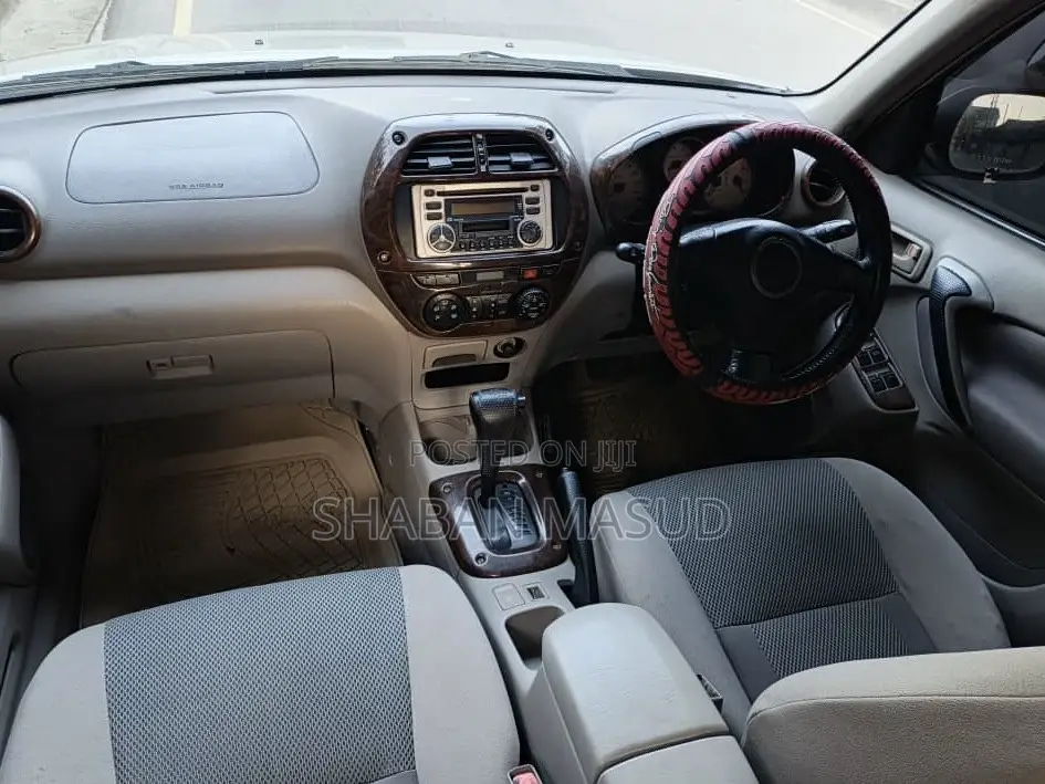 Toyota RAV4 1.8 2005 Beige
