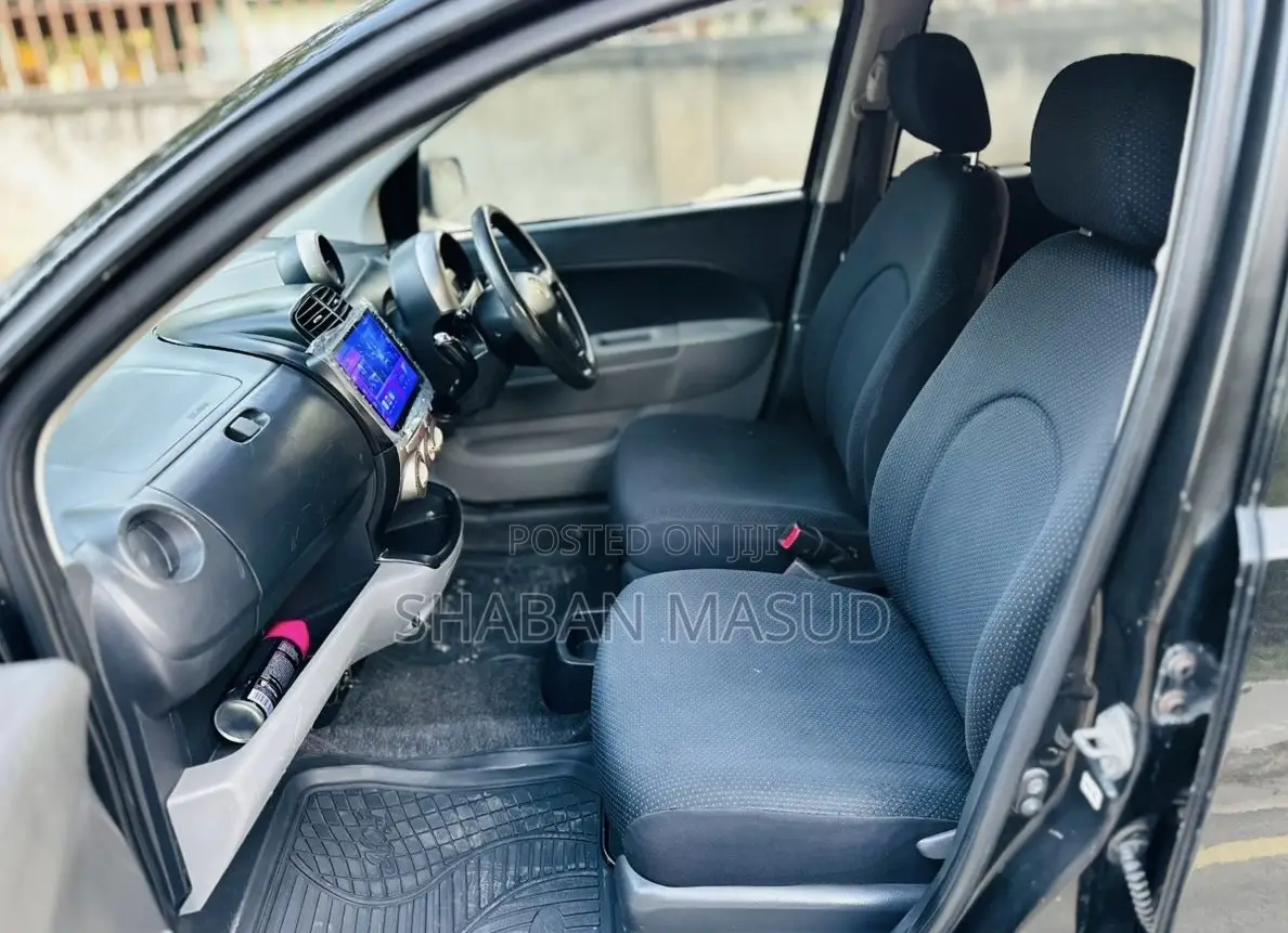 Toyota Passo 1.0 AWD 2006 Black