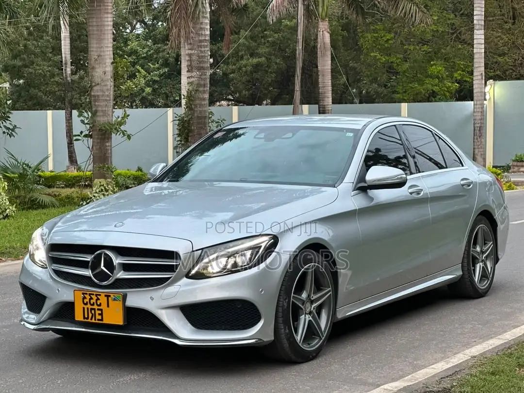 Mercedes-Benz C200 2015 Silver