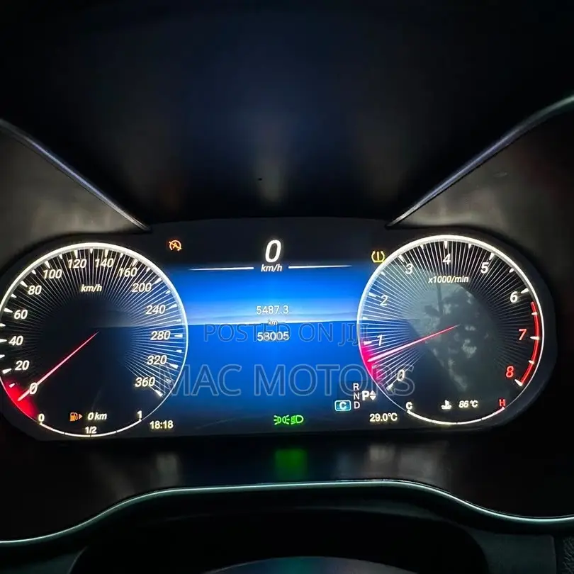 Mercedes-Benz C200 2015 Silver