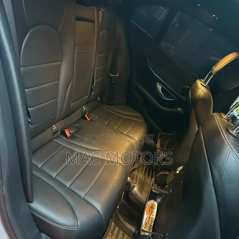 Mercedes-Benz C200 2015 Silver
