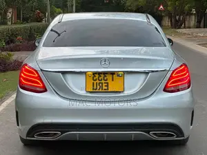 Mercedes-Benz C200 2015 Silver