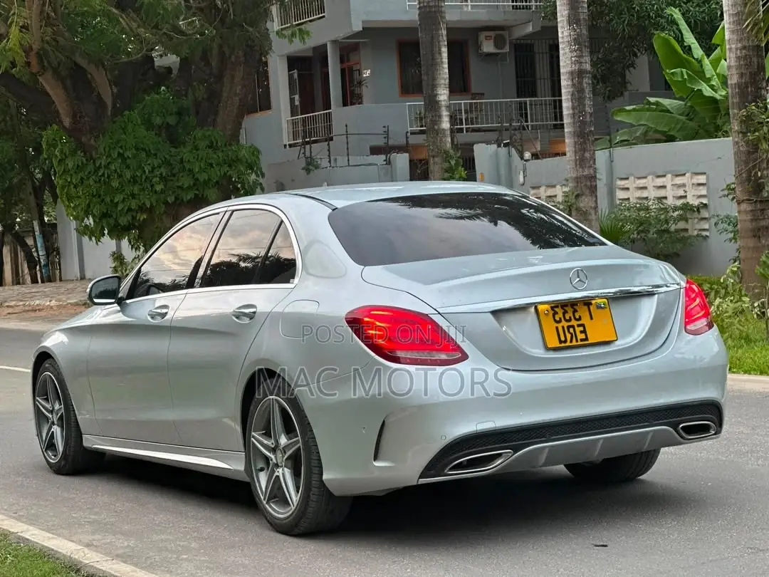Mercedes-Benz C200 2015 Silver