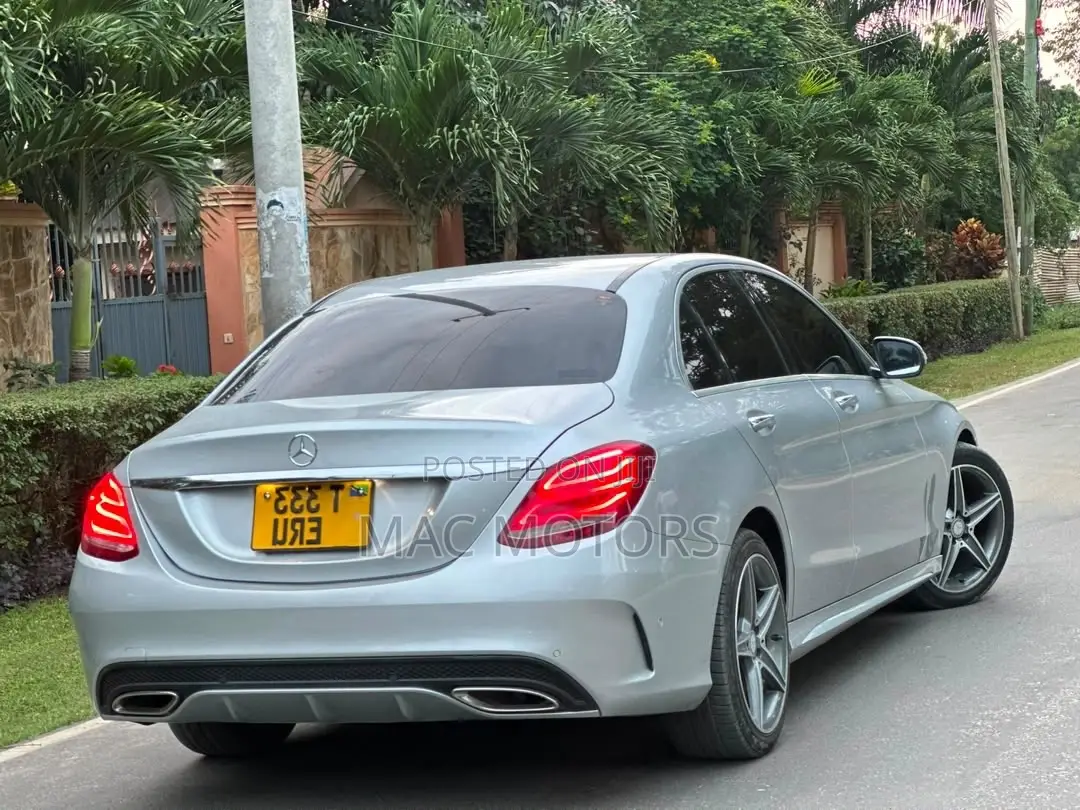 Mercedes-Benz C200 2015 Silver