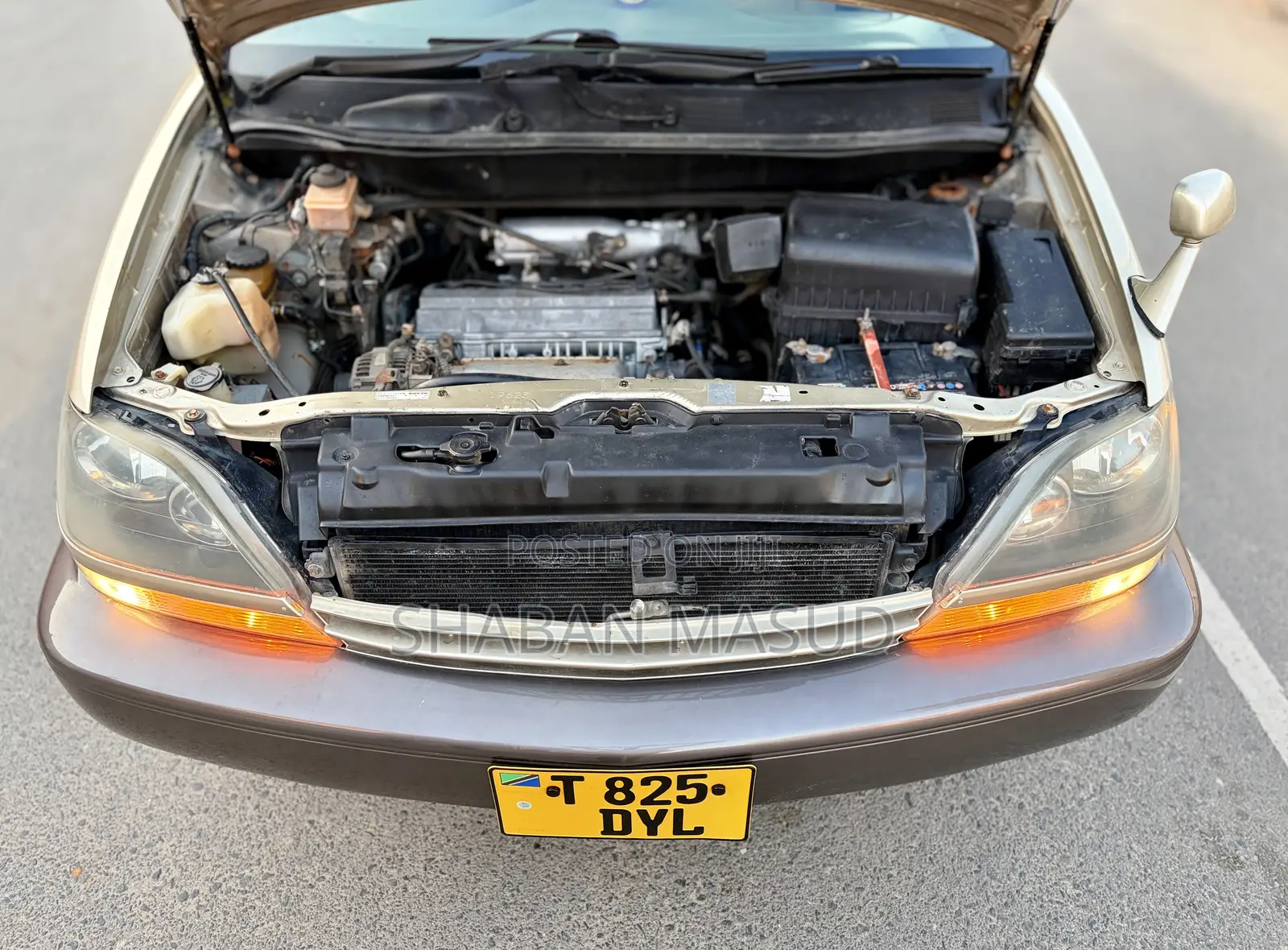 Toyota Harrier 2.2 16V 2002 Gold