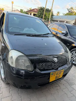 Toyota Vitz 2003 Black