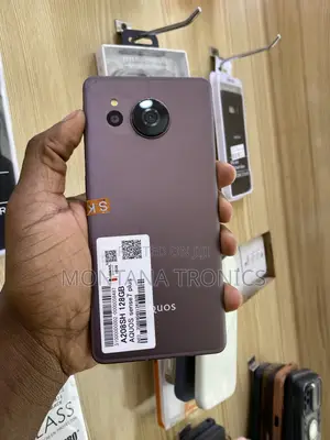 Sharp Aquos Sense 32 GB