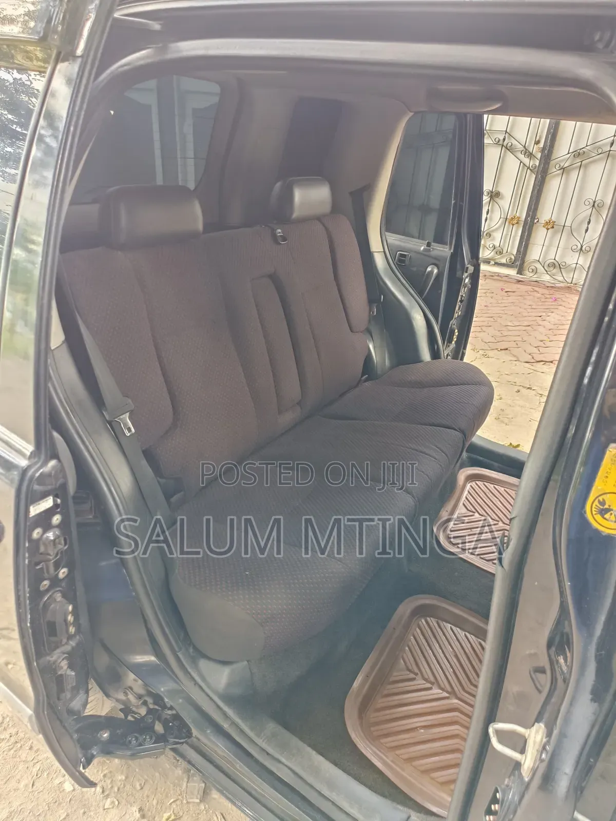 Toyota Raum 2002 Black