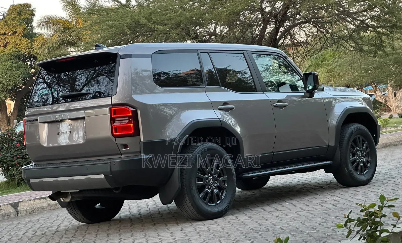 Toyota Land Cruiser Prado 2022 Brown