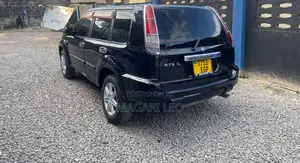 Nissan X-Trail 2.0 2005 Black